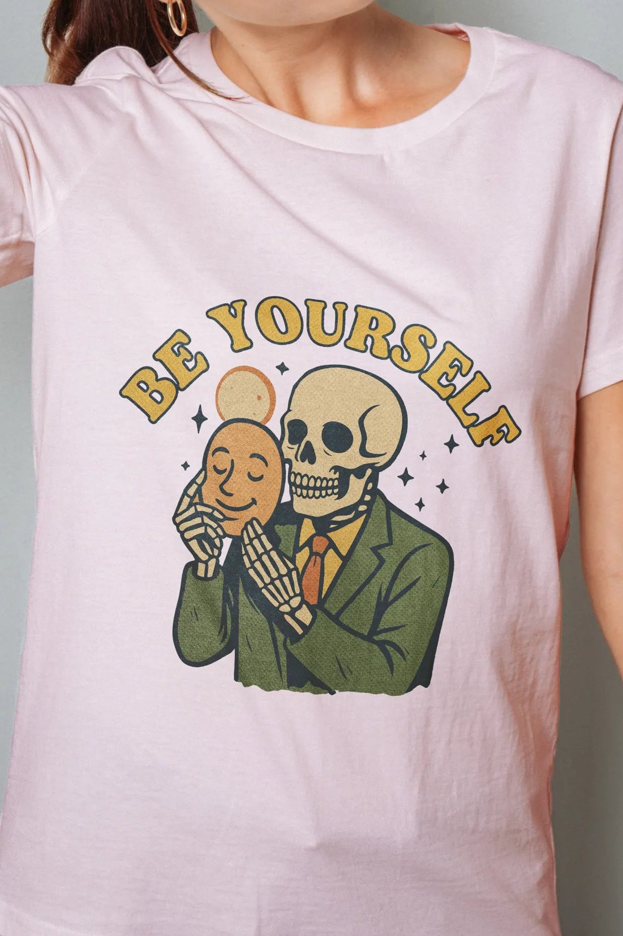 Be Yourself! Women’s T-Shirt