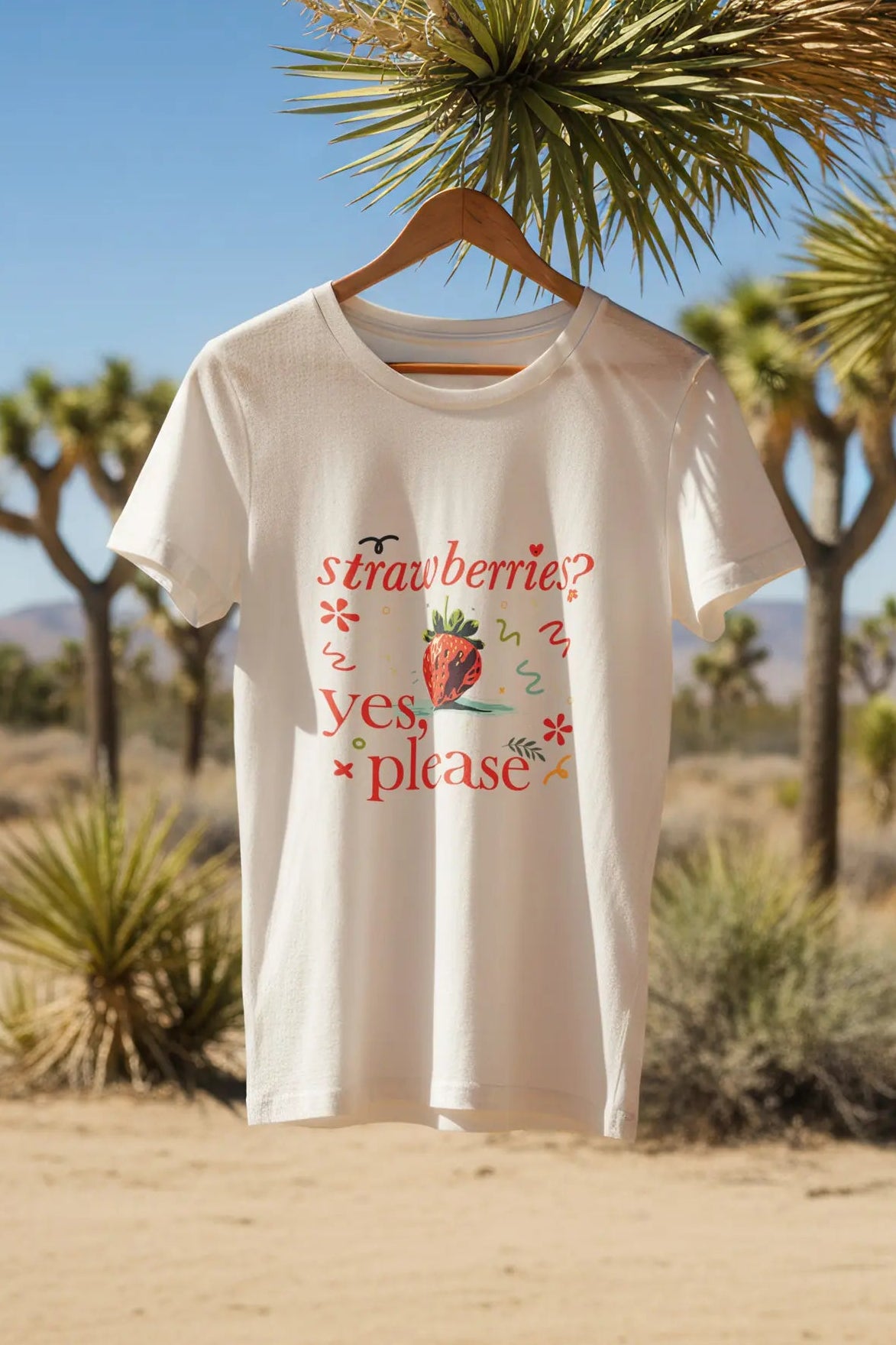 Strawberries! Women's T-Shirt