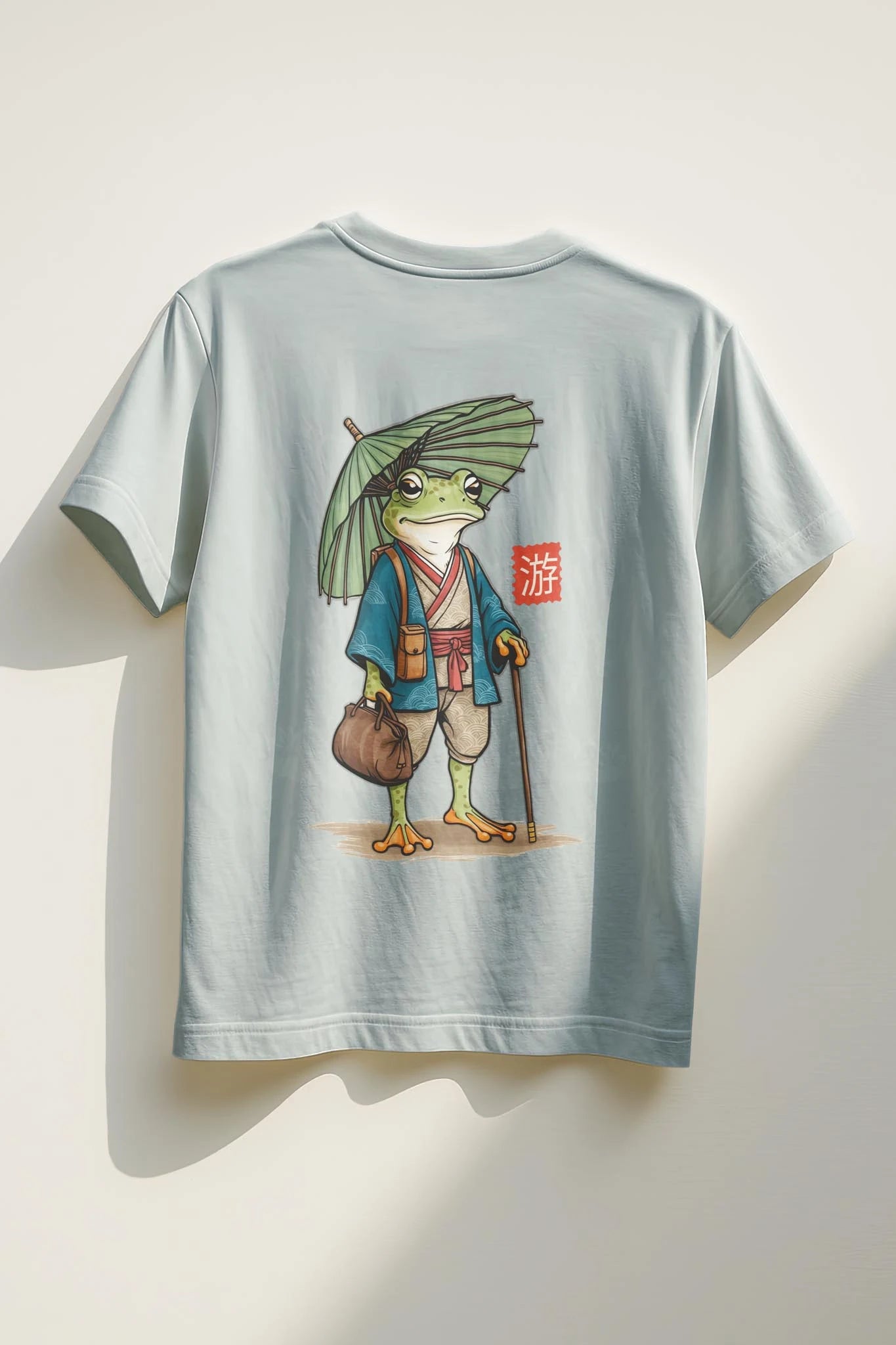 Traveling Frog! Women’s T-Shirt