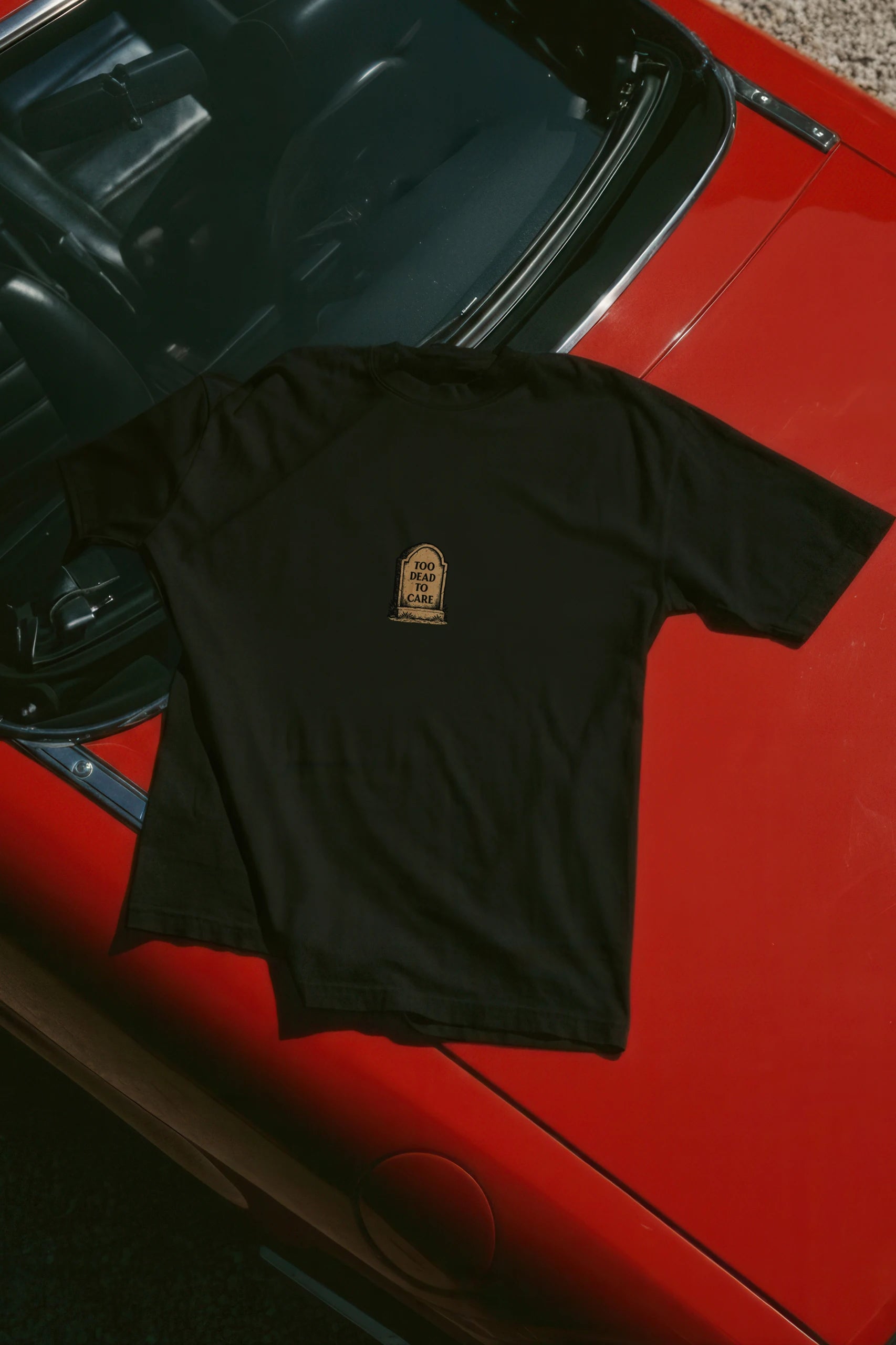 Too dead to Care! T-Shirt