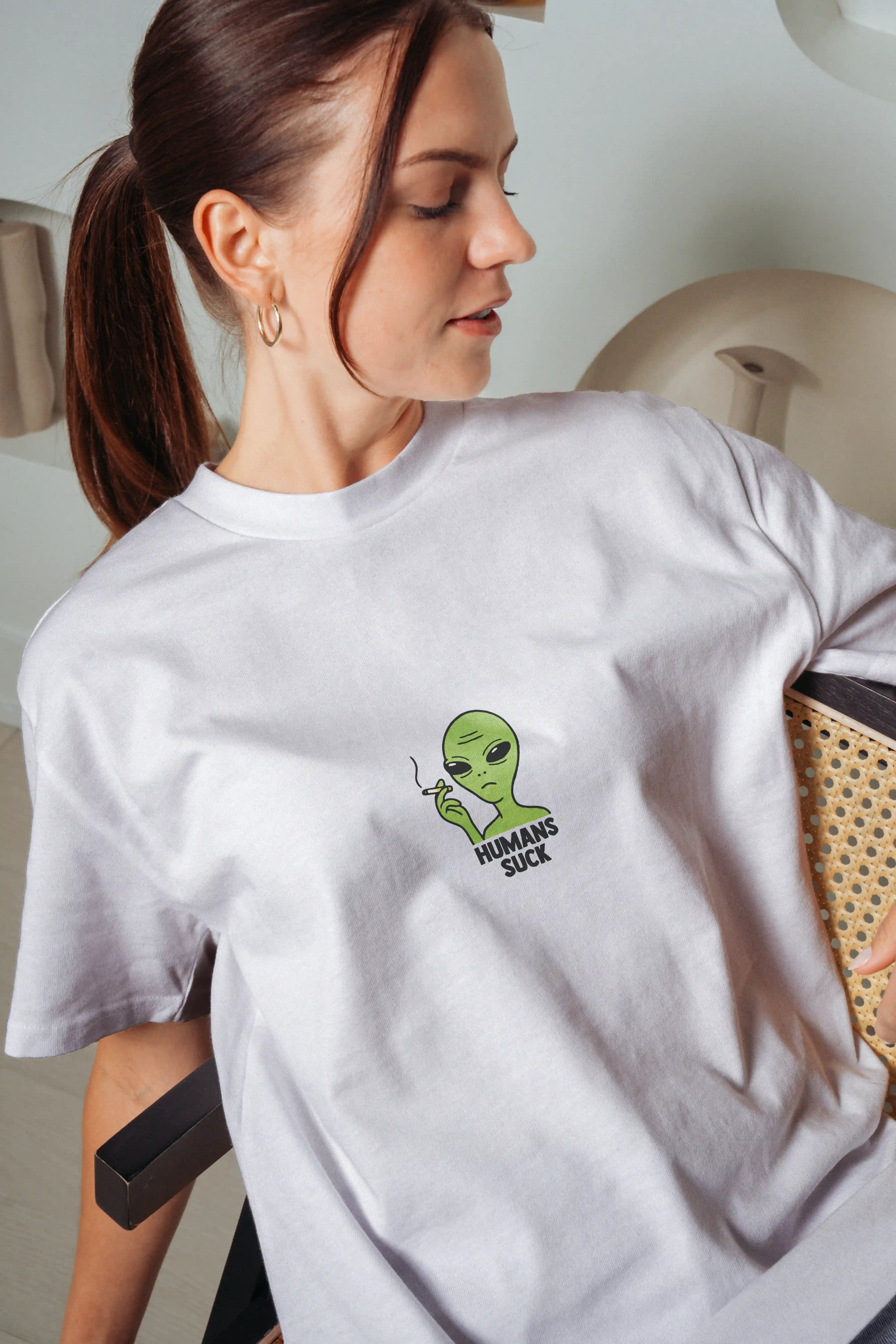 Humans Suck! Women’s Oversized T-Shirt