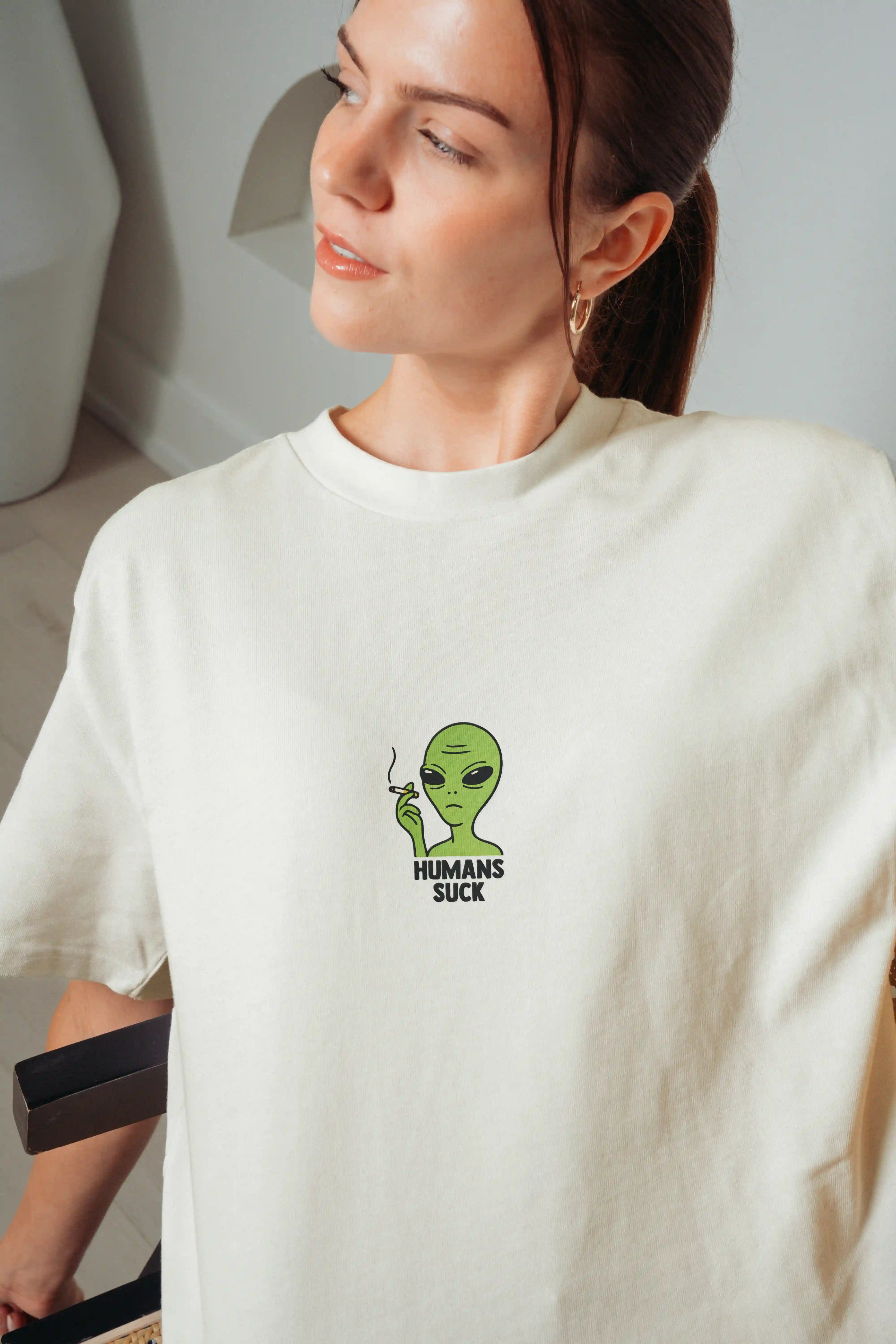 Humans Suck! Women’s Oversized T-Shirt