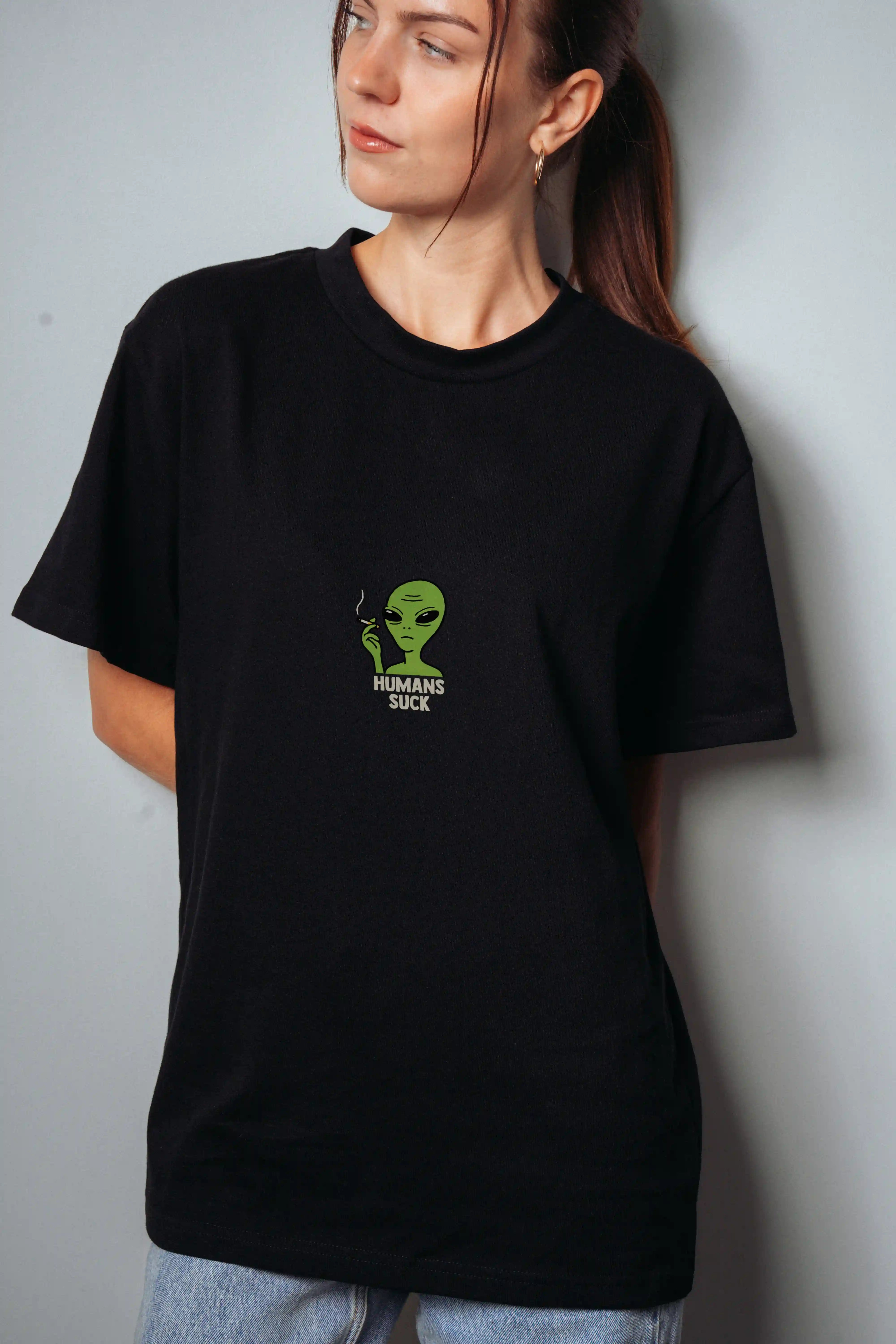 Humans Suck! Women’s Oversized T-Shirt