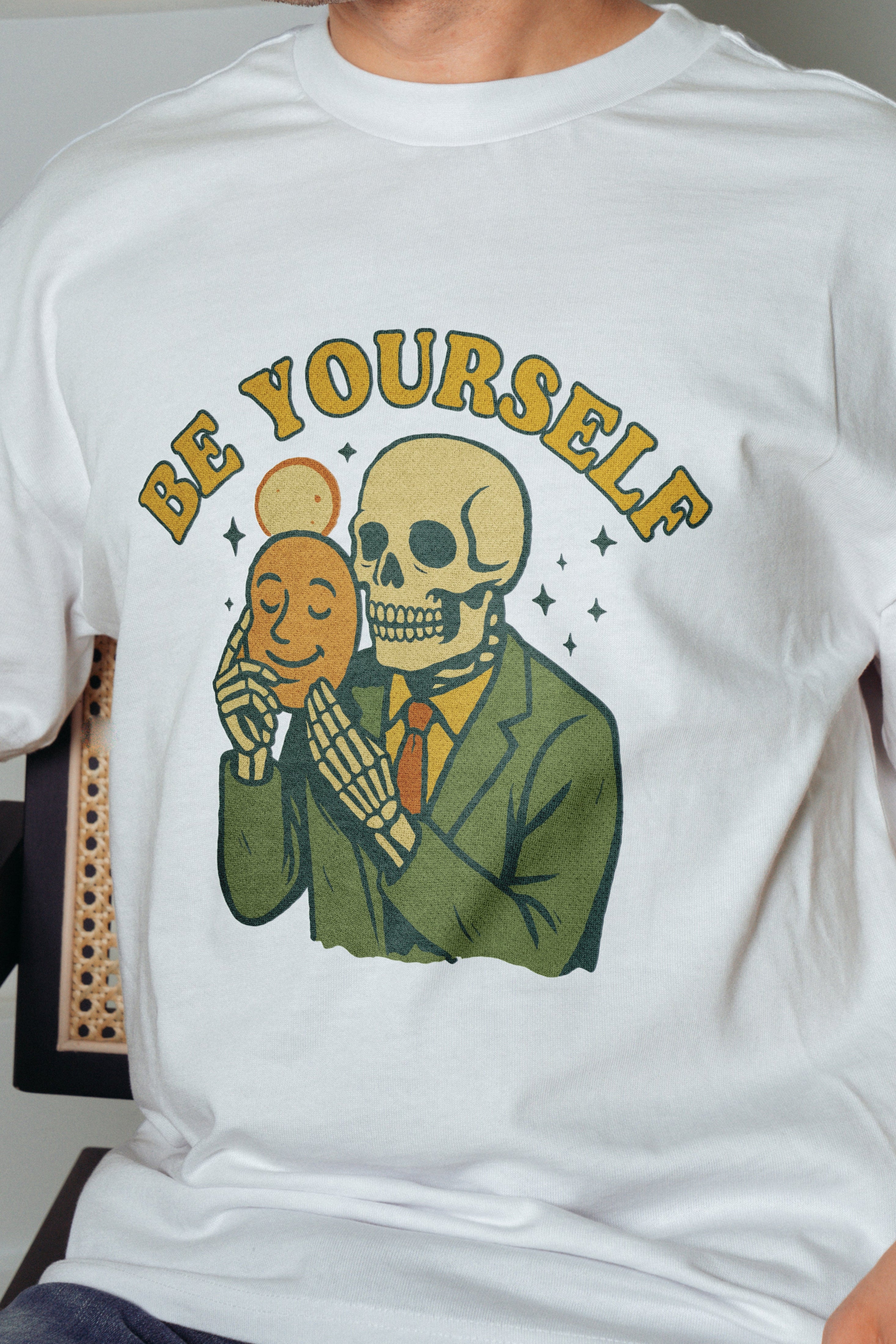 Be Yourself! Men’s Oversized T-Shirt